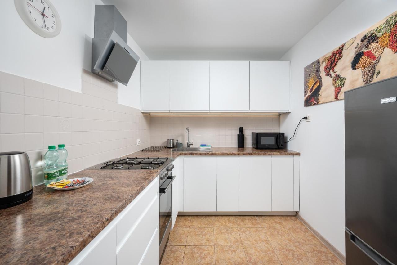 9Th Floor City View Apartment Варшава Екстериор снимка